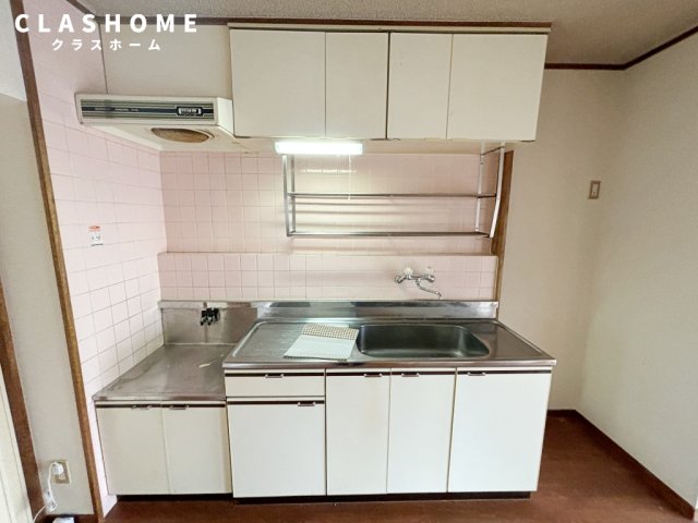 キッチン　同物件の別部屋になります。