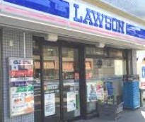 コンビニ　ローソン 横浜本牧町一丁目店（コンビニ）まで590m