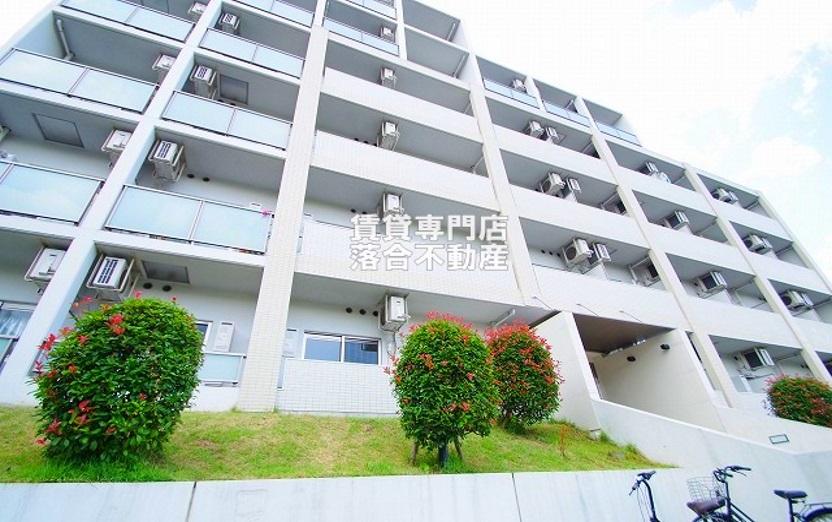 建物外観　しっかりとした鉄筋コンクリート造♪