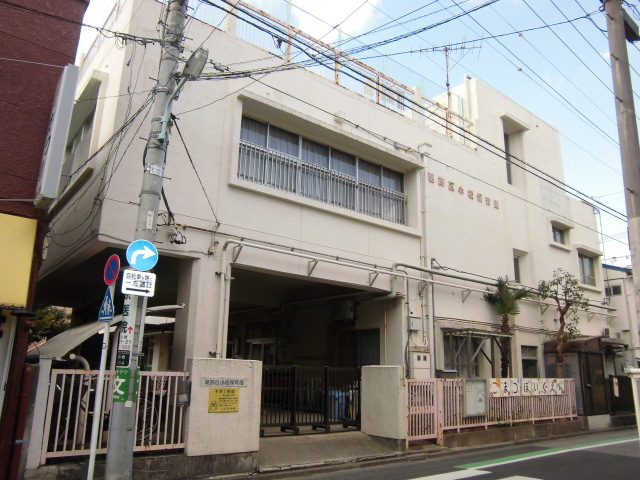 幼稚園・保育園　小松保育園（幼稚園・保育園）まで236m