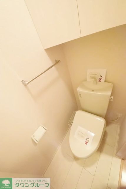 トイレ　温水洗浄便座