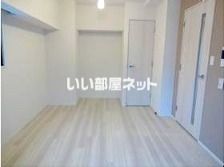 ＪＲ南武線 西国立駅 徒歩8分 11階建 築7年の居間写真