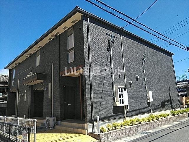 近鉄名古屋線 近鉄四日市駅 徒歩10分 築8年
