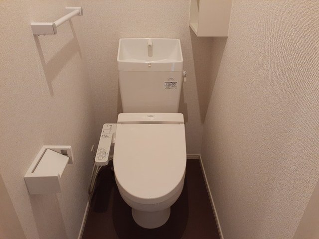 トイレ　トイレもきれいです