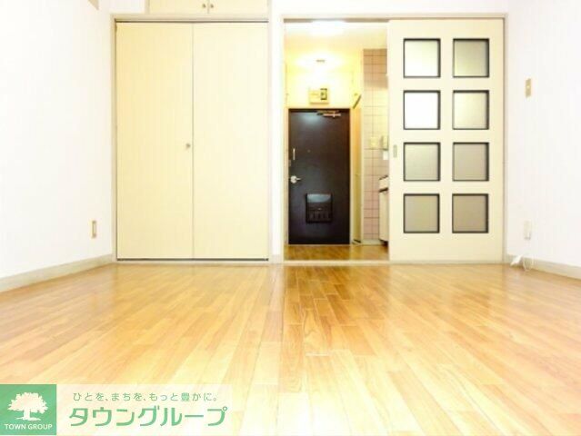 ドエル新光の居間写真