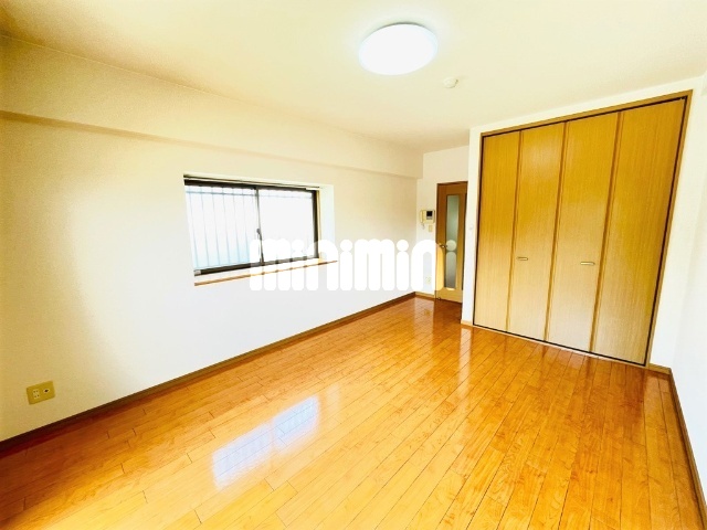 マンション亀山の居間写真