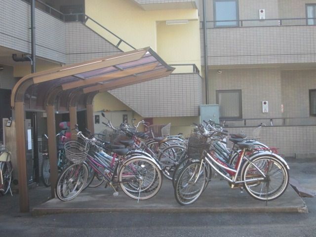 エステート西府中の外観写真