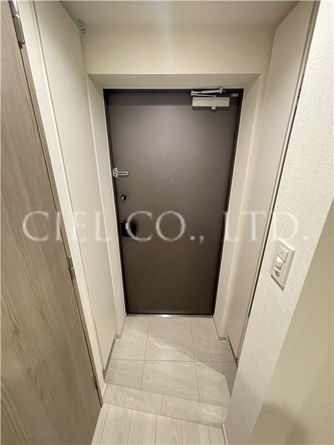 クレイシアIDZ中馬込の玄関写真