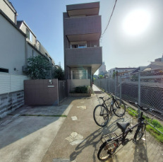 エントランス　MAISON de LIBRE