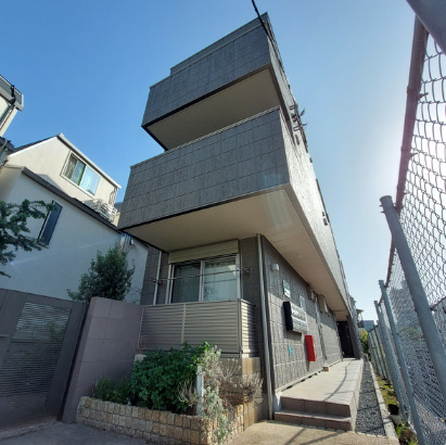 建物外観　MAISON de LIBRE