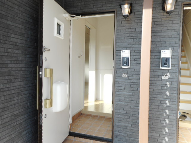 アンジュ IIの玄関写真