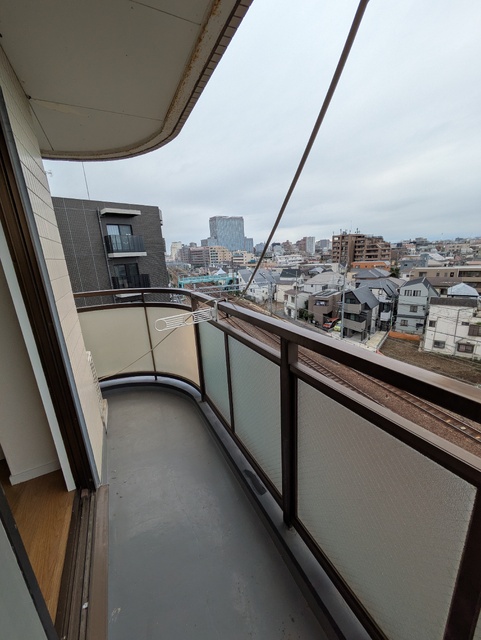 バルコニー　バルコニーです♪　※清掃前です。