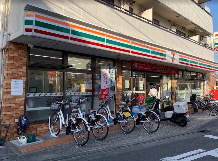 コンビニ　セブンイレブン川崎大ヶ谷戸店（コンビニ）まで240m