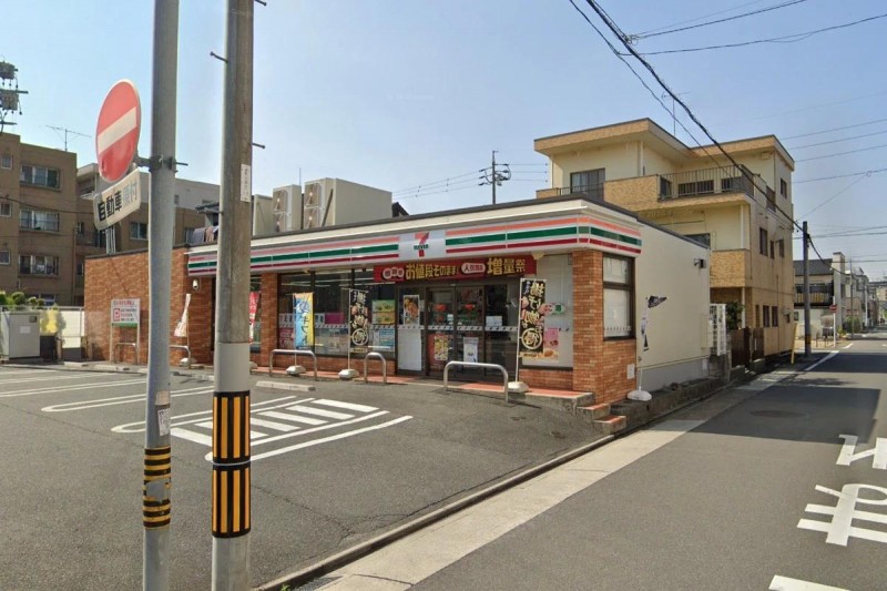 コンビニ　セブンイレブン 名古屋千成通店（コンビニ）まで246m