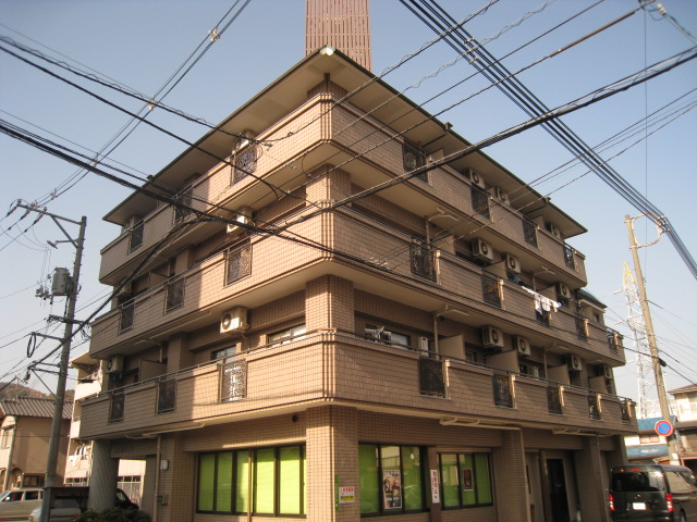 広島市西区小河内町のマンションの建物外観