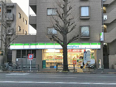 コンビニ　ファミリーマート杉並成田東五丁目店（コンビニ）まで314m