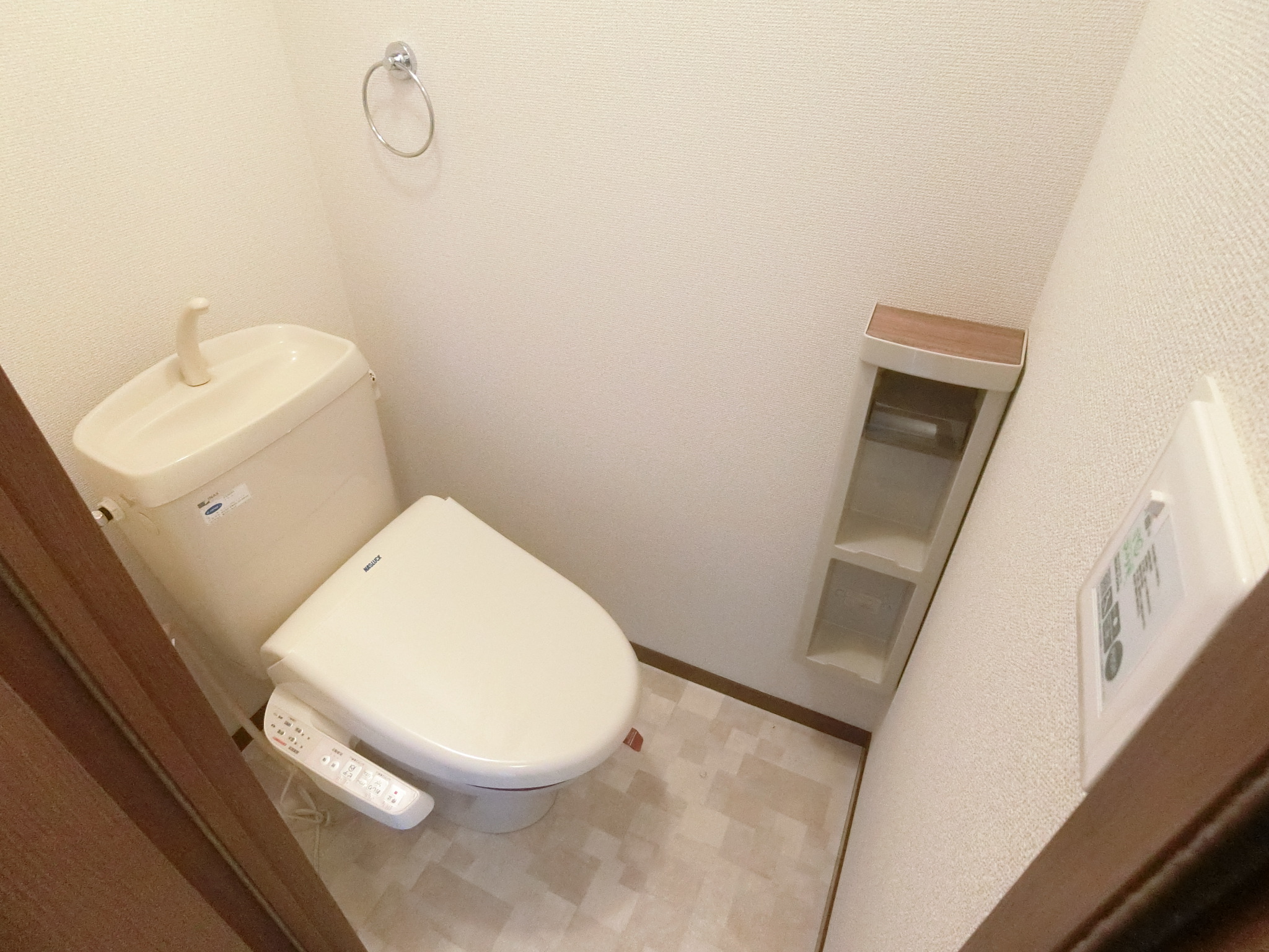 ＪＲ東北本線 岩沼駅 徒歩17分 2階建 築28年のトイレ写真