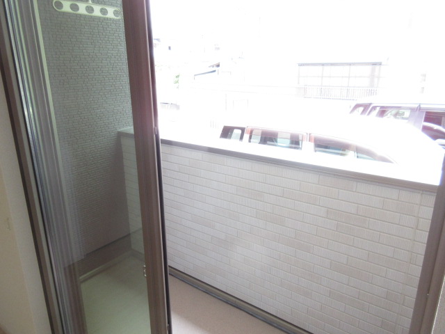 バルコニー　東向きです。