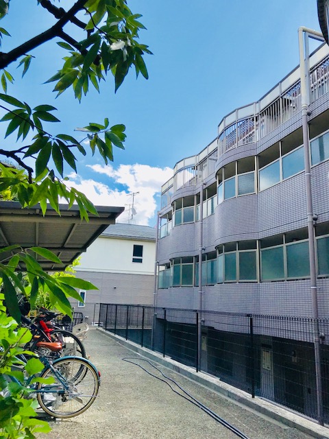 柿の木坂森戸マンションの建物外観