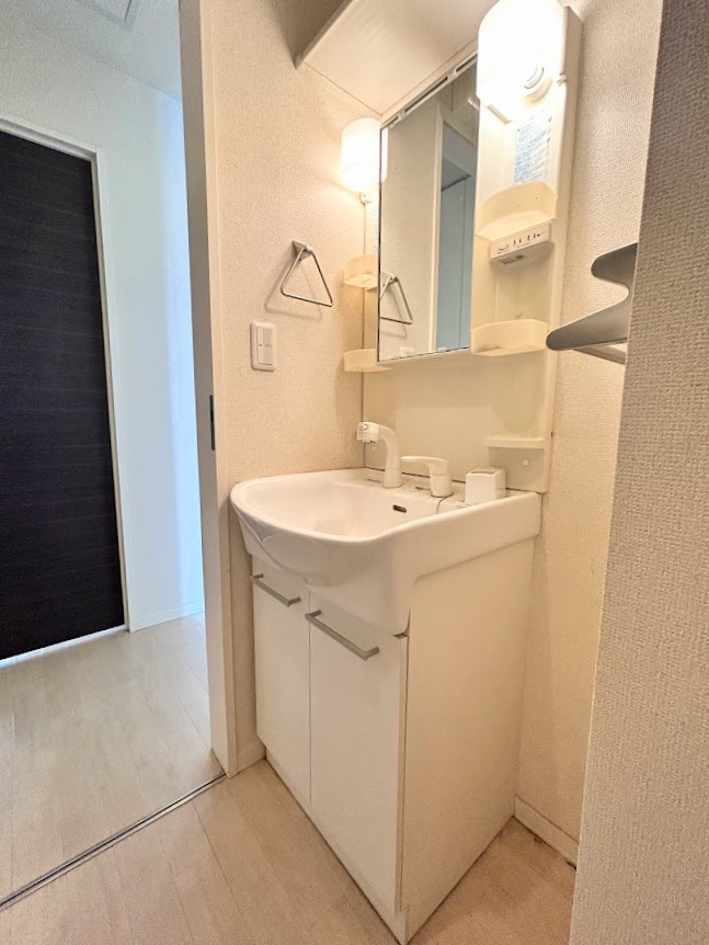 洗面設備　シャンプードレッサー付