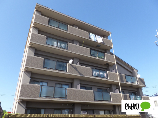 建物外観　鉄筋コンクリート！