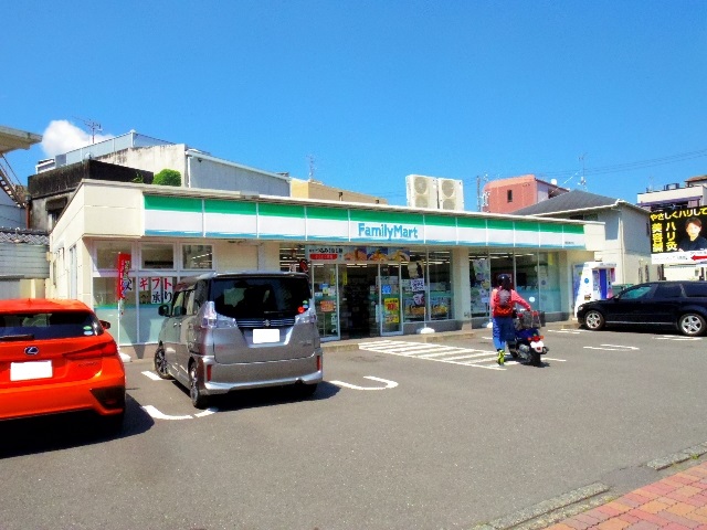 【静岡市葵区馬場町のアパートのコンビニ】