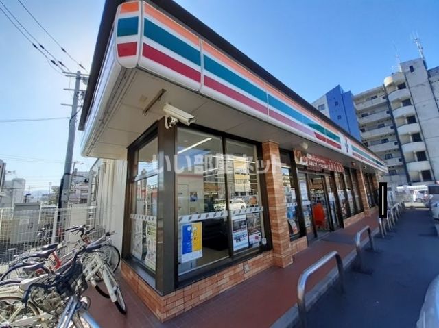 【福岡市西区姪の浜のアパートのコンビニ】