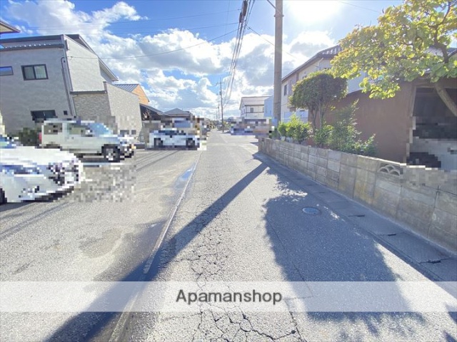 その他　前面道路（その他）まで0m