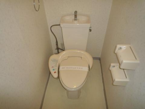 トイレ　シャワー付トイレ