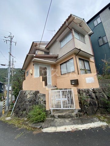 亀岡市篠町篠下中筋貸家の建物外観