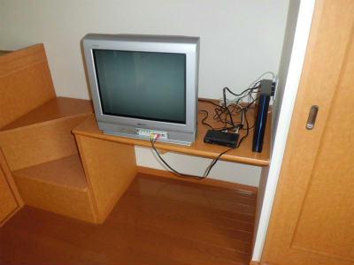 その他　レオネットなら、月々1600円でネットつなぎ放題。