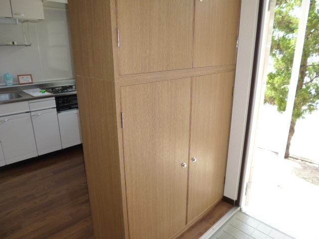 収納　シューズボックス