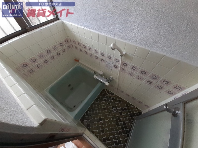 バス・シャワールーム　別部屋同タイプ