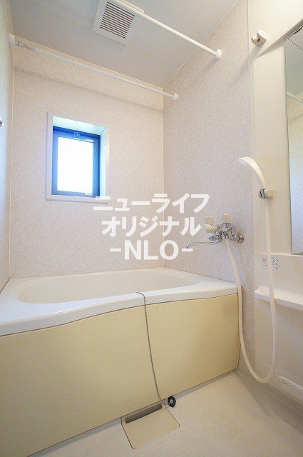 バス・シャワールーム　お湯を温めなおして何度でも入れる追焚機能付バス☆