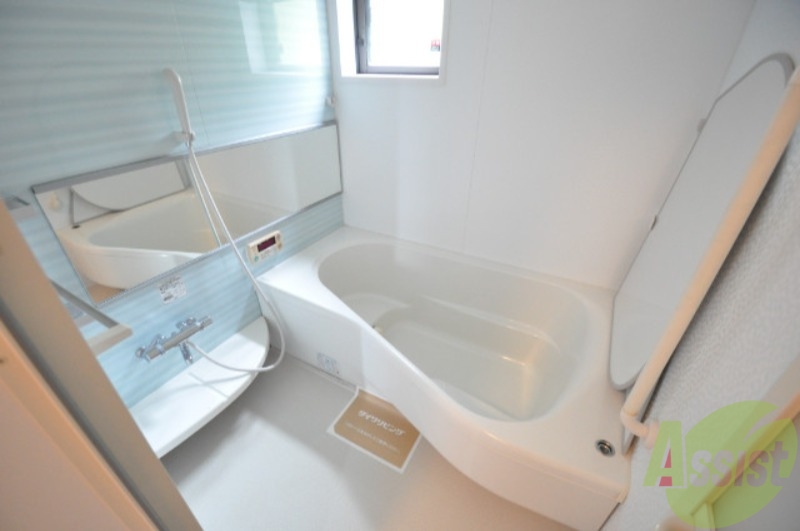 バス・シャワールーム　たっぷりのお湯に浸かりながらリフレッシュタイム