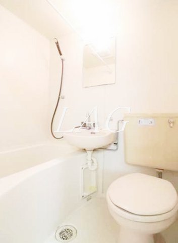 バス・シャワールーム　お風呂です。