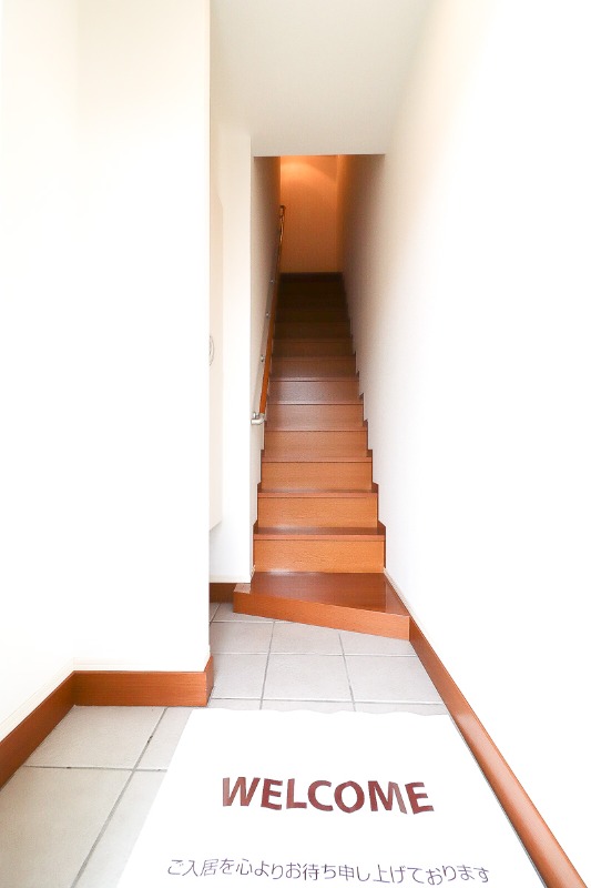 玄関　図面と現状に相違がある場合には現状を優先