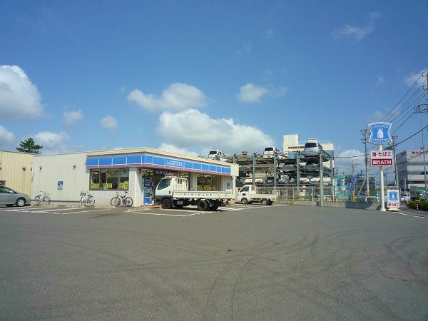 コンビニ　ローソン（コンビニ）まで600m