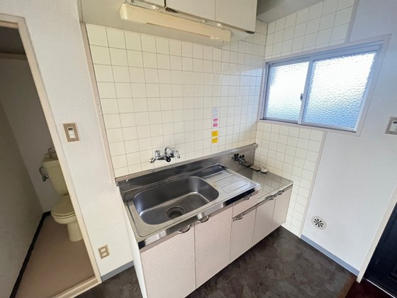 キッチン　※別部屋の写真です