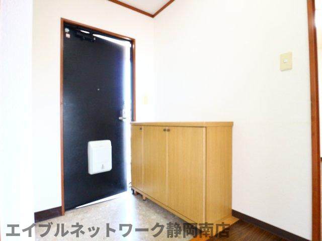 玄関　シンプルで使いやすい玄関です