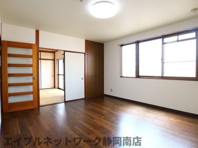 居室・リビング　ゆったり過ごせるリビングです