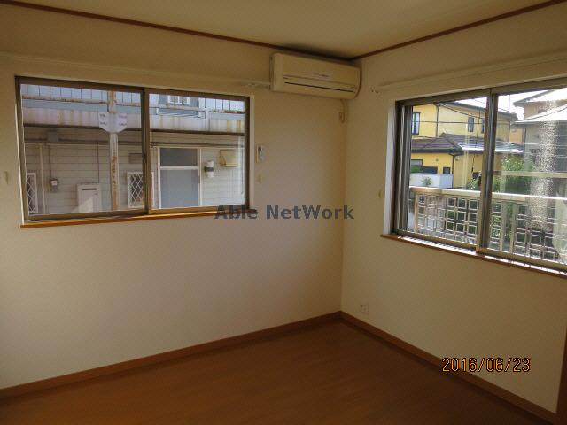 居室・リビング　洋室