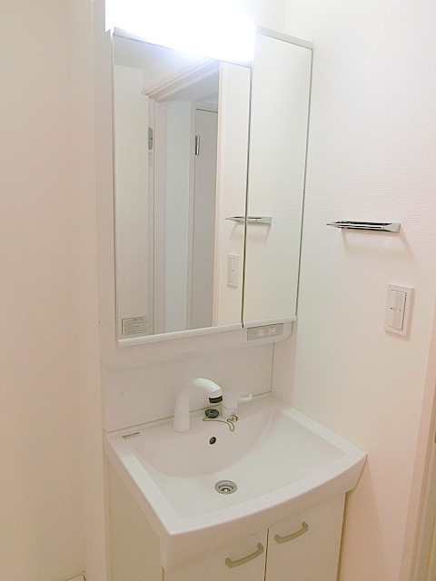 洗面設備　同仕様参考