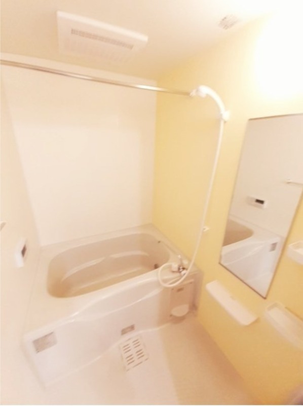 バス・シャワールーム　図面と現状に相違がある場合には現状を優先