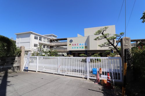 小学校　一宮市立木曽川西小学校（小学校）まで922m