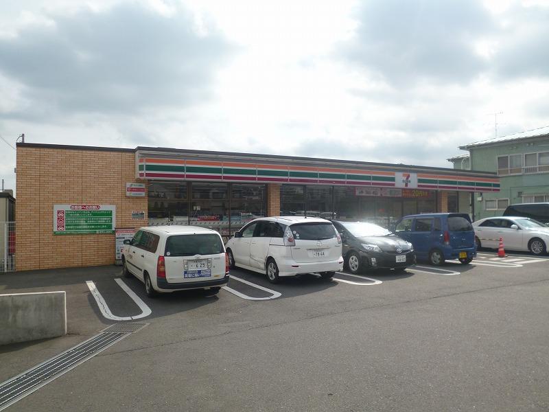 コンビニ　セブンイレブン昭島上川原2丁目店（コンビニ）まで215m