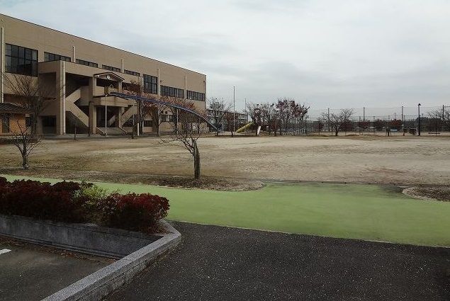 公園　芦刈運動公園（公園）まで450m