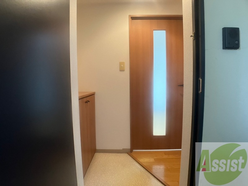 玄関　使いやすく明るい印象の玄関になっておりました！