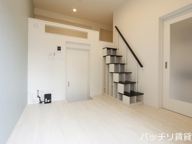 居室・リビング　同シリーズの別号室の画像。現況優先