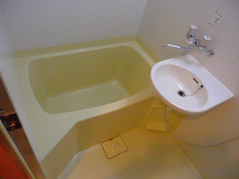 バス・シャワールーム　バスルーム